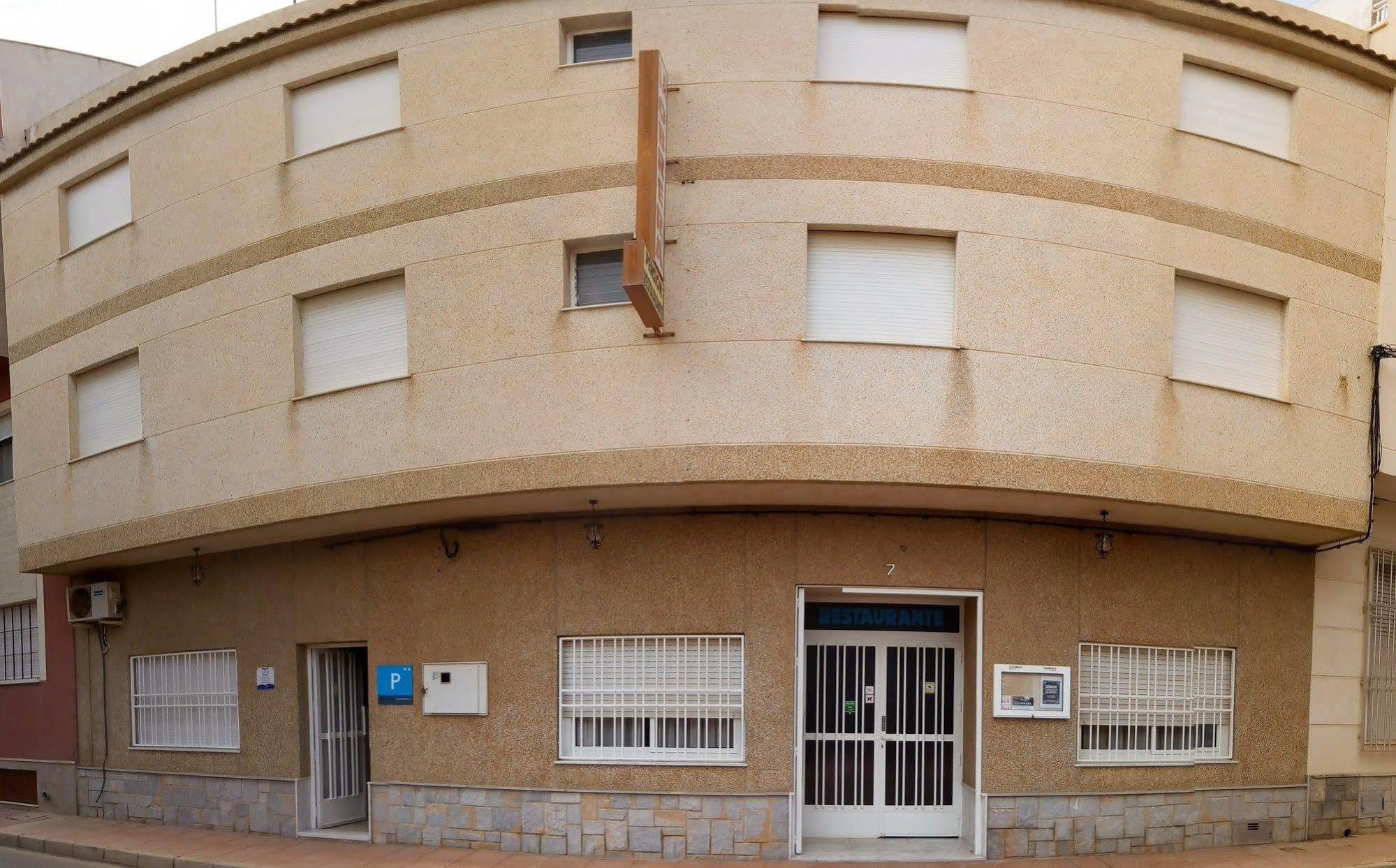 La Obrera Hotel Santiago De La Ribera Luaran gambar